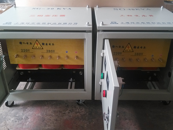 三相220V轉(zhuǎn)380V的變壓器