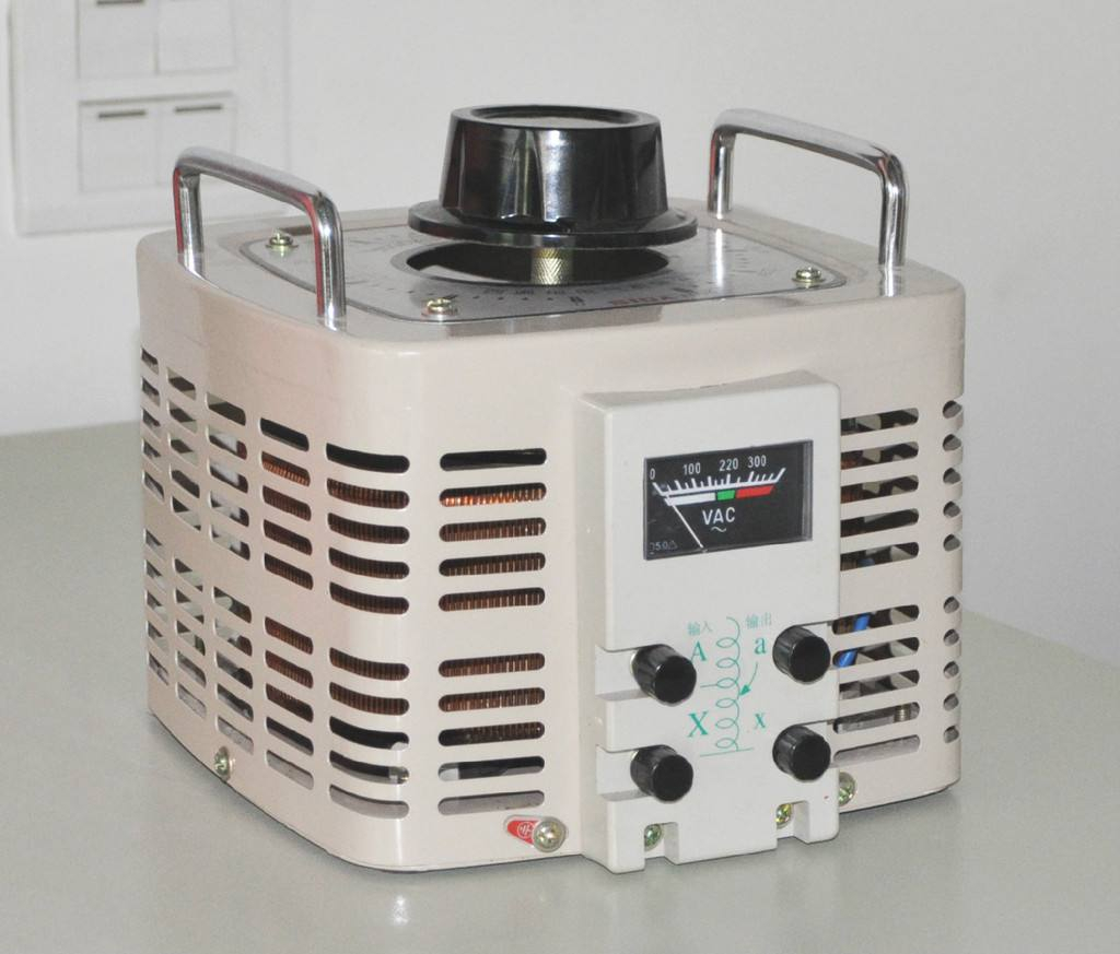 TDGC2-2KVA 220V/0-250V單相接觸式交流調(diào)壓器
